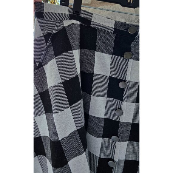 Black & White Plaid Button-Front Womens A-line Skirt By Ck Collection Size 1X - Picture 6 of 7